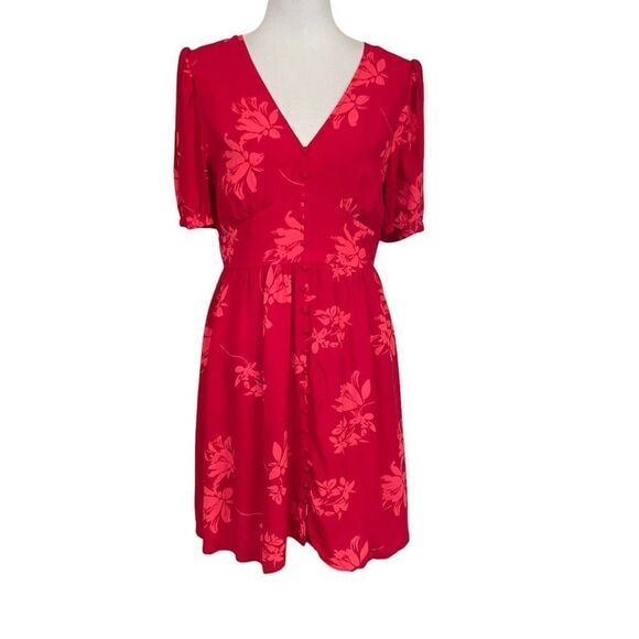 Chelsea28 Red Floral Button Front Dress size Medium - Picture 1 of 15